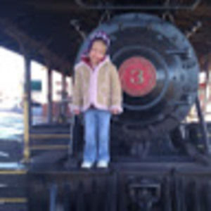 Meet your Posher, Eva